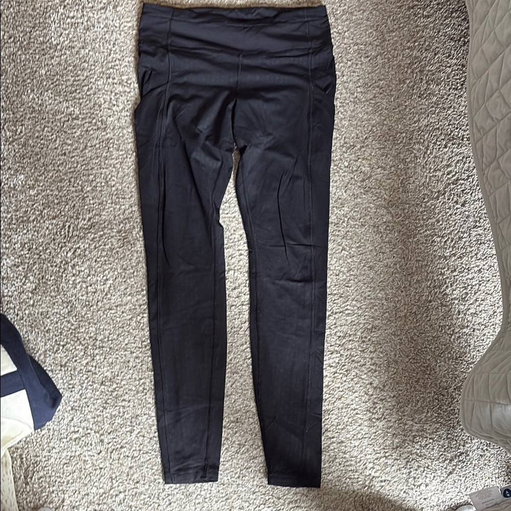 Lululemon Athletica Black Leggings with Stretchy Fabric